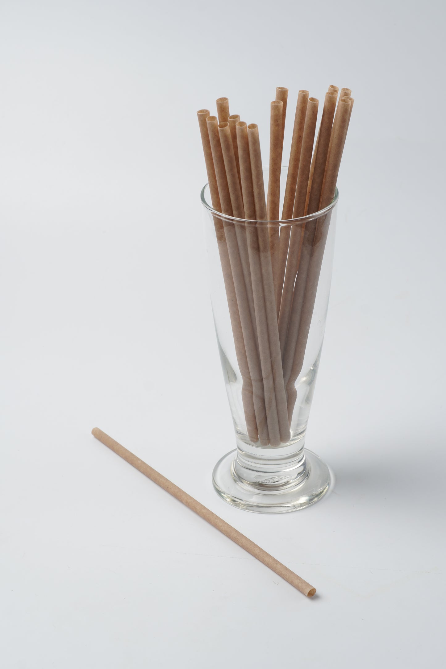 Straw Coffee Ground 6×210mm Flat Cut Natural Paper Wrapped